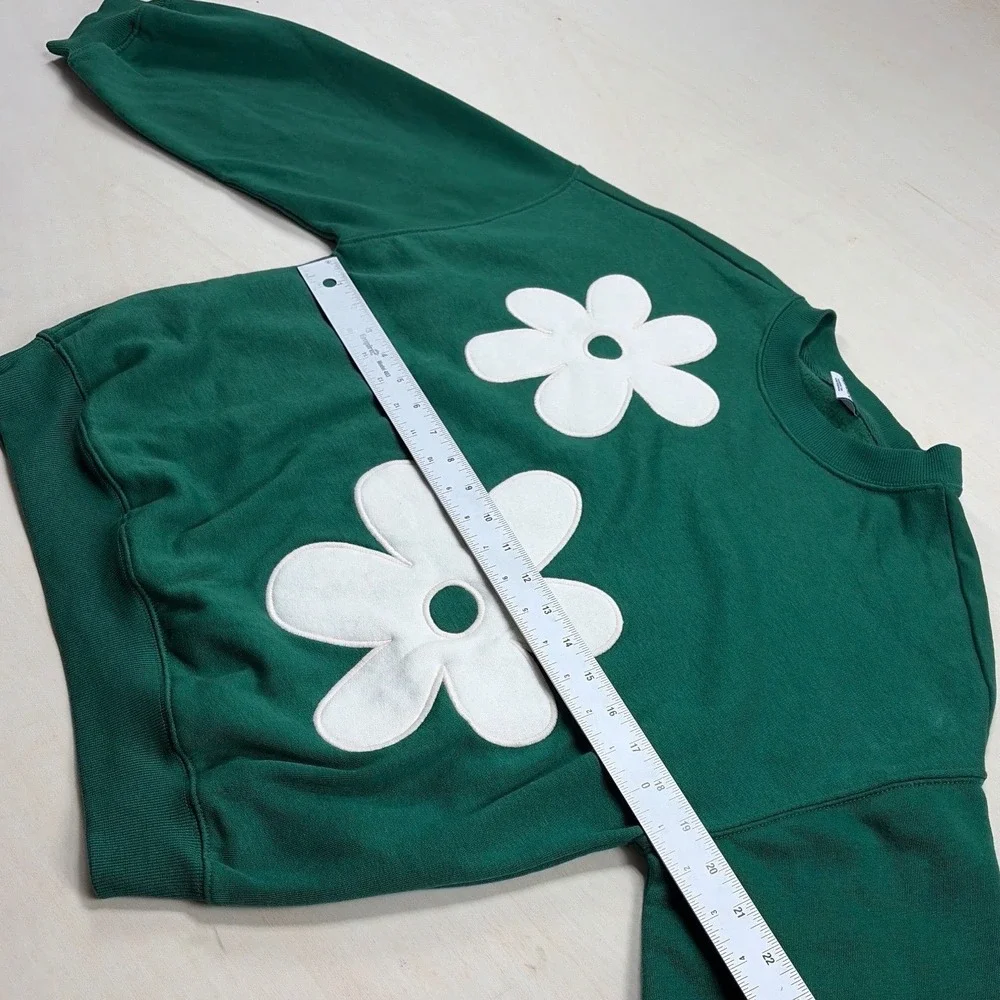 Old Navy Girls Green Floral Applique Fleece Sweatshirt Pullover Size L 10-12